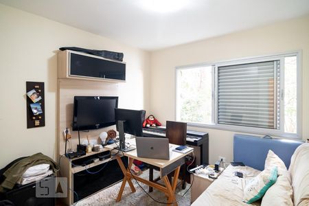 Quarto 1 de apartamento à venda com 4 quartos, 180m² em Santo Amaro, São Paulo