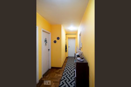 Corredor Quartos de apartamento à venda com 4 quartos, 180m² em Santo Amaro, São Paulo