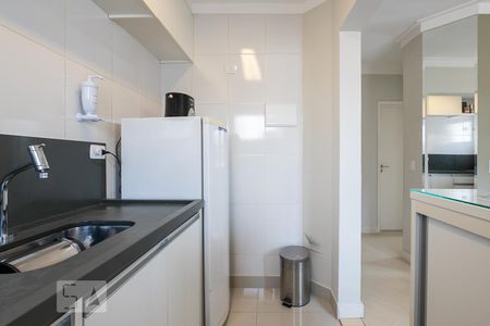 Cozinha de apartamento para alugar com 1 quarto, 40m² em Vila Nova Conceição, São Paulo