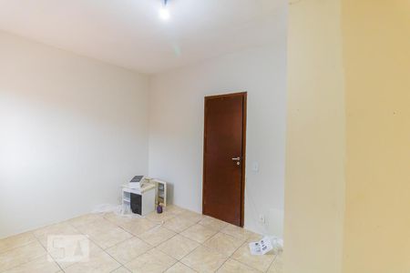 Quarto 2 de casa de condomínio para alugar com 2 quartos, 75m² em Vila Carmosina, São Paulo