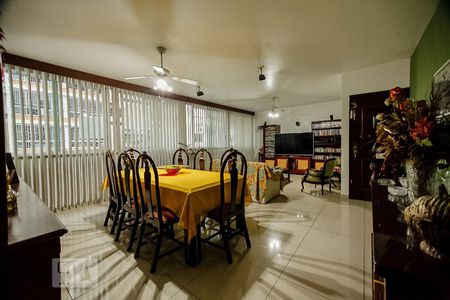 Sala de apartamento para alugar com 4 quartos, 200m² em Icaraí, Niterói