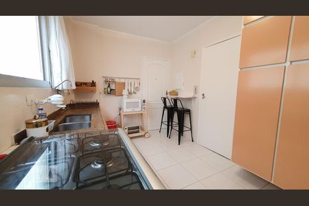 Cozinha de apartamento à venda com 3 quartos, 100m² em Alto da Lapa, São Paulo