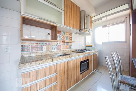 Cozinha  de apartamento para alugar com 3 quartos, 92m² em São Sebastião, Porto Alegre