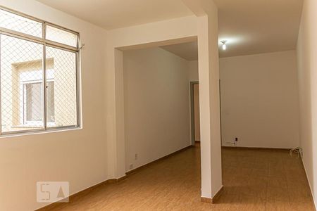 Apartamento à venda com 85m², 2 quartos e sem vagaSala