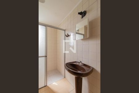Banheiro de apartamento à venda com 1 quarto, 55m² em Partenon, Porto Alegre