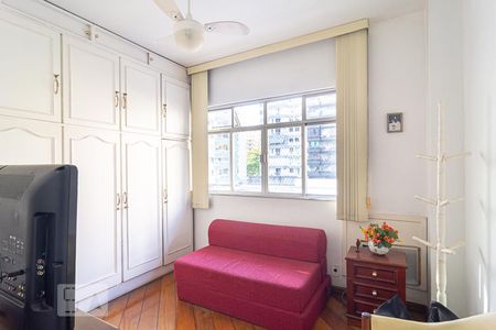 Quarto 1 de apartamento para alugar com 3 quartos, 110m² em Icaraí, Niterói