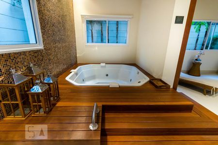 Apartamento à venda com 75m², 2 quartos e 1 vaga Apartamento à venda com 75m², 2 quartos e 1 vagaSPA