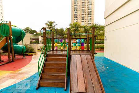 Apartamento à venda com 75m², 2 quartos e 1 vaga Apartamento à venda com 75m², 2 quartos e 1 vagaÁrea Comum - Playground