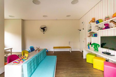 Apartamento à venda com 75m², 2 quartos e 1 vaga Apartamento à venda com 75m², 2 quartos e 1 vagaBrinquedoteca