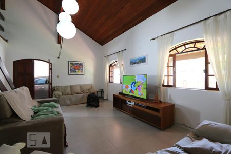Sala  de casa de condomínio para alugar com 4 quartos, 300m² em Anil, Rio de Janeiro