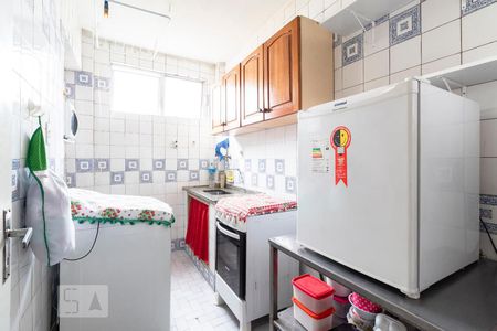 Cozinha de apartamento para alugar com 1 quarto, 61m² em Pinheiros, São Paulo