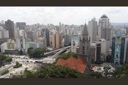 Vista de kitnet/studio para alugar com 1 quarto, 41m² em Consolação, São Paulo