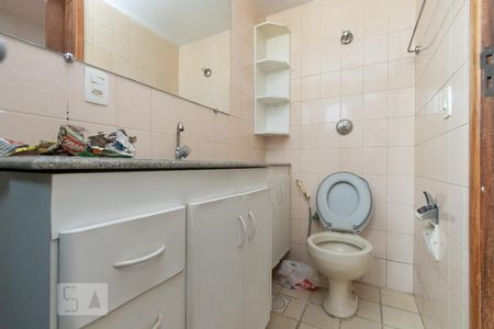 Bnaheiro de apartamento para alugar com 2 quartos, 80m² em Ipiranga, Belo Horizonte