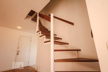 Sala de apartamento para alugar com 2 quartos, 63m² em Barra da Tijuca, Rio de Janeiro