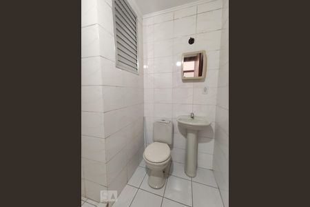 Banheiro de apartamento para alugar com 2 quartos, 60m² em Fião, São Leopoldo