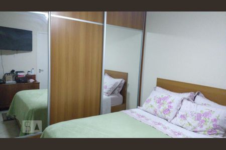 Dormitório 1 de apartamento à venda com 3 quartos, 78m² em Jardim Ester Yolanda, São Paulo