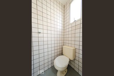 Apartamento para alugar com 98m², 3 quartos e 1 vaga Apartamento para alugar com 98m², 3 quartos e 1 vagaBanheiro de Serviço