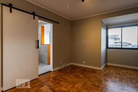 Sala de apartamento para alugar com 2 quartos, 72m² em Sumarezinho, São Paulo