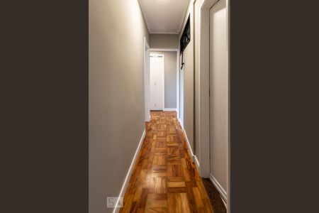 Corredor de apartamento para alugar com 2 quartos, 72m² em Sumarezinho, São Paulo