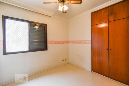 Quarto de apartamento à venda com 2 quartos, 101m² em Pinheiros, São Paulo