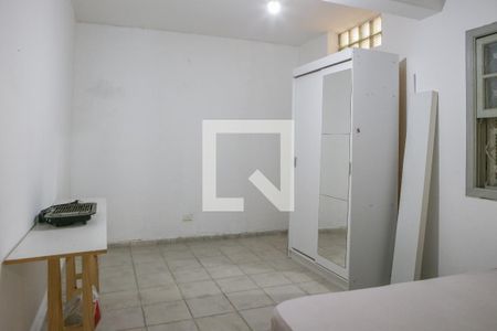 Quarto de casa para alugar com 1 quarto, 60m² em Siciliano, São Paulo