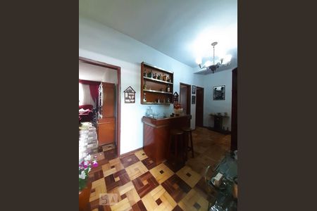 Antessala de apartamento para alugar com 4 quartos, 122m² em Lins de Vasconcelos, Rio de Janeiro