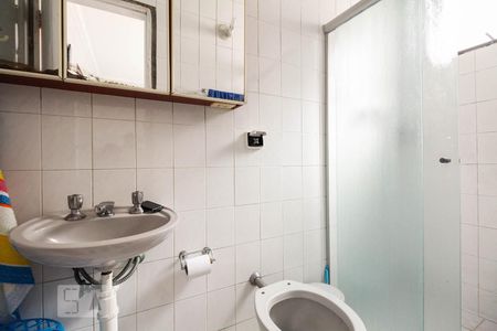 Casa à venda com 390m², 5 quartos e 4 vagas Casa à venda com 390m², 5 quartos e 4 vagasBanheiro de serviço