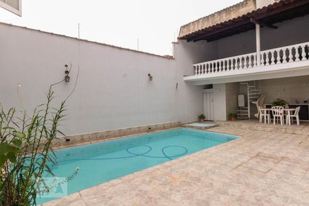 Casa à venda com 390m², 5 quartos e 4 vagas Casa à venda com 390m², 5 quartos e 4 vagasÁrea de lazer