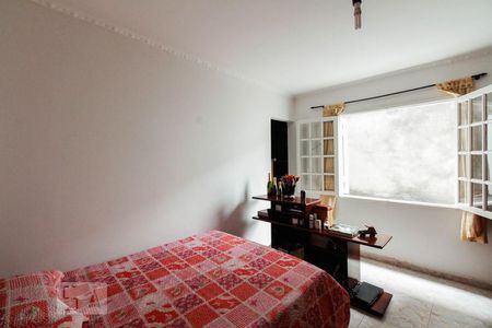 Casa à venda com 390m², 5 quartos e 4 vagas Casa à venda com 390m², 5 quartos e 4 vagasSuite 3