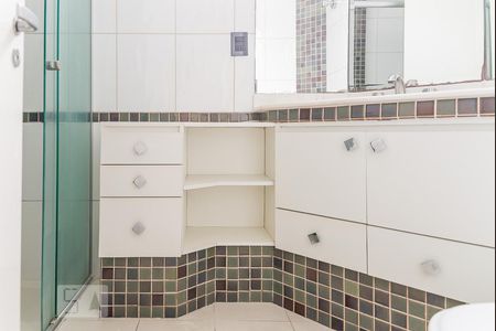 Banheiro de apartamento à venda com 1 quarto, 76m² em Santa Cecília, São Paulo