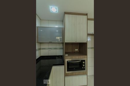 Cozinha de apartamento à venda com 2 quartos, 48m² em Jardim das Maravilhas, Santo André