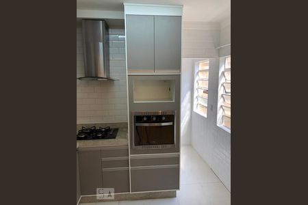 cozinha de apartamento à venda com 2 quartos, 83m² em Vila Marieta, Campinas