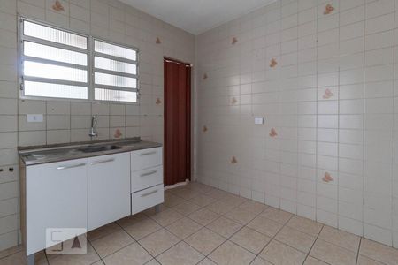 Cozinha de casa para alugar com 2 quartos, 80m² em Vila Tiradentes, São Paulo