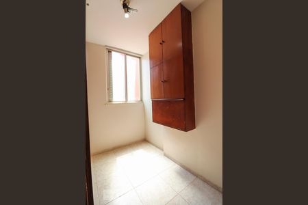 Quarto 3 de apartamento para alugar com 3 quartos, 71m² em Setor Oeste, Goiânia