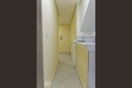 Corredor de apartamento para alugar com 1 quarto, 25m² em Bela Vista, São Paulo