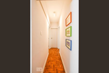 Corredor de apartamento para alugar com 2 quartos, 73m² em Jardim Paulista, São Paulo