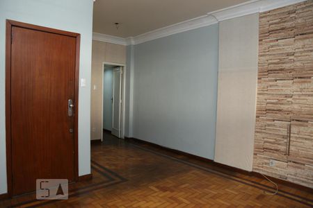 Sala de apartamento para alugar com 2 quartos, 60m² em Praça da Bandeira, Rio de Janeiro