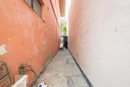 Corredor Lateral de casa à venda com 3 quartos, 181m² em Cidade Monções, São Paulo