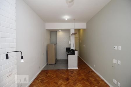 Sala de kitnet/studio para alugar com 1 quarto, 24m² em Centro, Rio de Janeiro