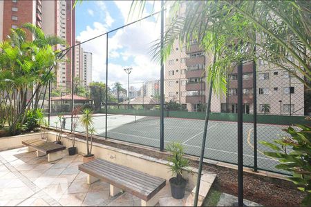 Apartamento para alugar com 170m², 4 quartos e 3 vagas