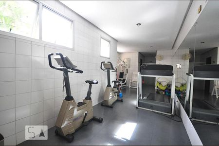 Apartamento para alugar com 170m², 4 quartos e 3 vagas