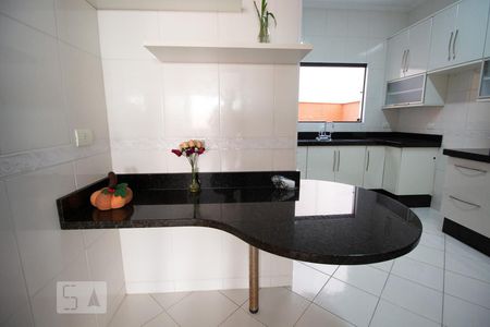 Cozinha de casa de condomínio à venda com 3 quartos, 203m² em Bosque da Saúde, São Paulo
