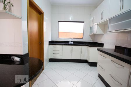 Cozinha de casa de condomínio à venda com 3 quartos, 203m² em Bosque da Saúde, São Paulo