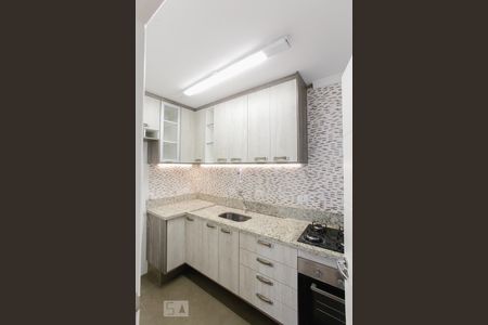 Cozinha de apartamento para alugar com 1 quarto, 38m² em Vila Santa Catarina, São Paulo