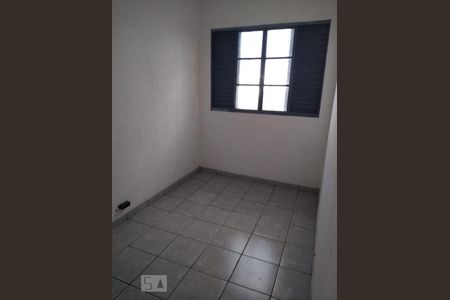 Casa à venda com 176m², 3 quartos e sem vaga Casa à venda com 176m², 3 quartos e sem vagaEscritório