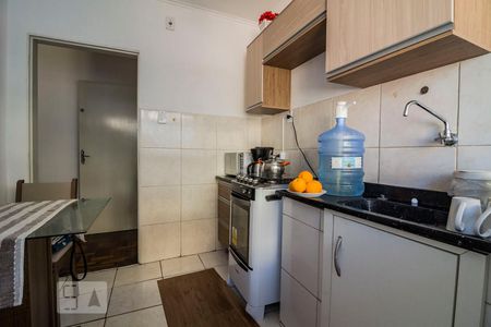 Cozinha de apartamento à venda com 2 quartos, 55m² em Cristal, Porto Alegre