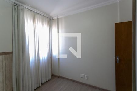 Quarto 1 de apartamento para alugar com 2 quartos, 120m² em Santa Efigênia, Belo Horizonte