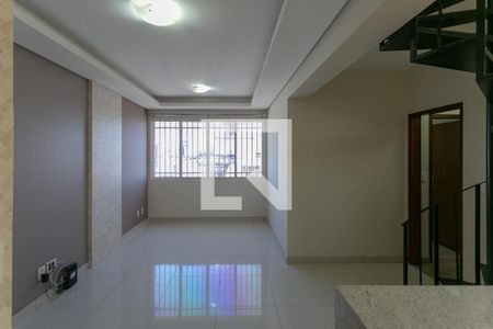 Sala de apartamento para alugar com 2 quartos, 120m² em Santa Efigênia, Belo Horizonte