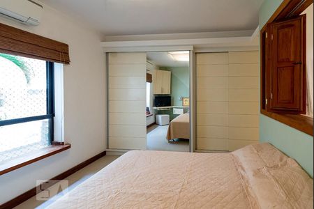 Suíte 1 de apartamento à venda com 3 quartos, 198m² em Leblon, Rio de Janeiro