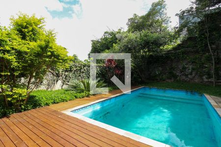Casa para alugar com 416m², 3 quartos e 2 vagas Casa para alugar com 416m², 3 quartos e 2 vagasPiscina